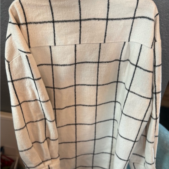 Plaid Button Down Shacket - Picture 7 of 12